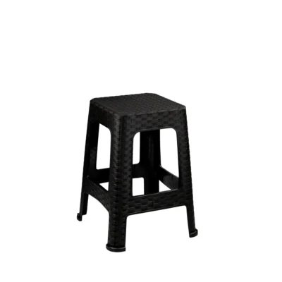1331 BANQUETA RATTAN PRETA
